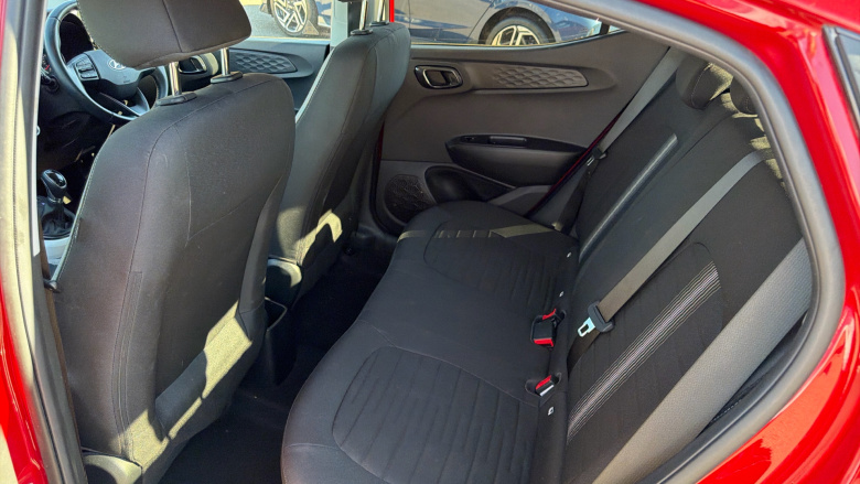 Hyundai i10 1.2 MPi Premium 5dr Auto Petrol Hatchback